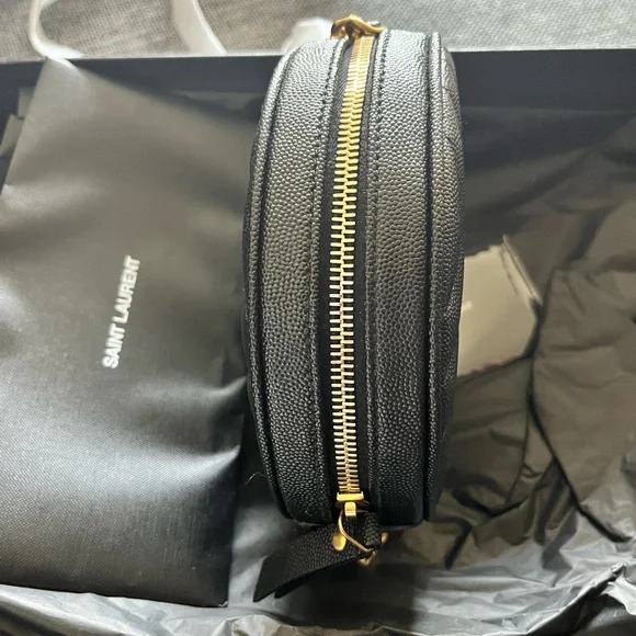 Compact Black Crossbody Bag with Pebbled Texture and Gold Zipper - Picture 7 of 8